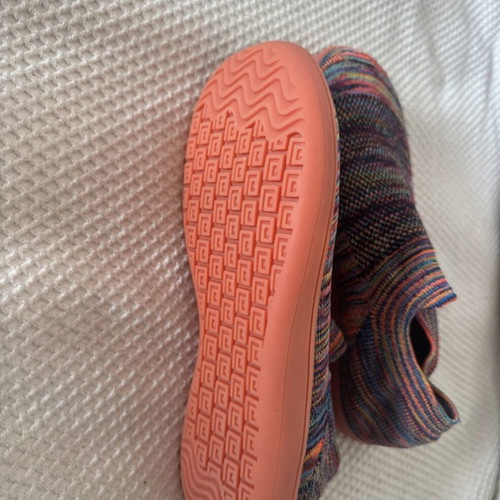 Summer shoe new, size 40, multicolor athletic
