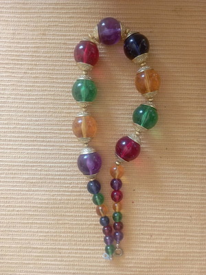 Multicolored necklace with gold chain new