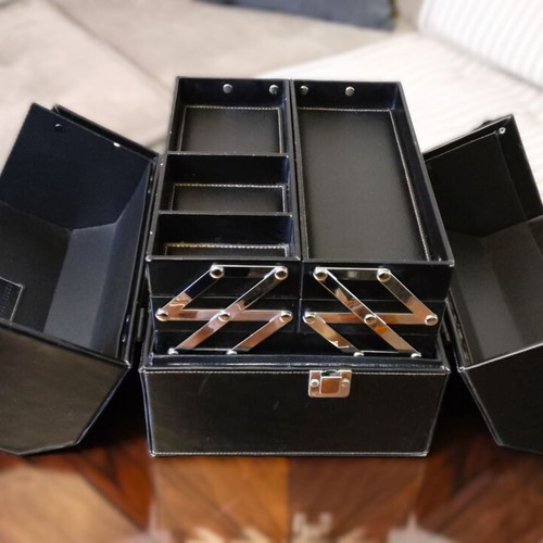 Bobbi Brown Cosmetic Case used, genuine leather, black