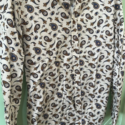Stefan men's shirt small like new, multicolor