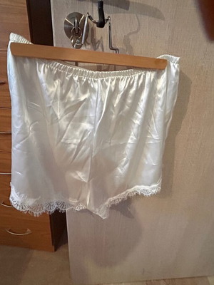 Satin nightgown with bride robe like new