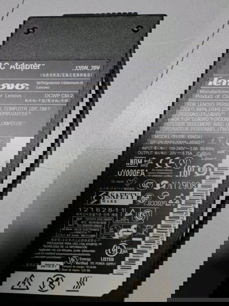 Lenovo γνήσιο 135watt τροφοδοτικό