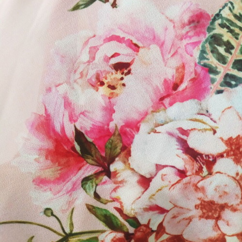 Long skirt used with floral pattern and elastic waistband
