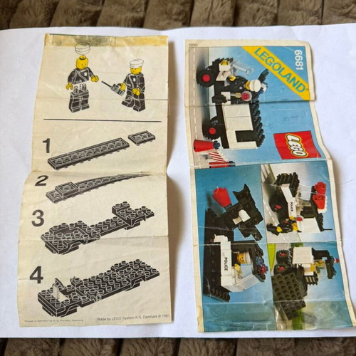 6681 LEGO Legoland Town Police Van classic vintage set