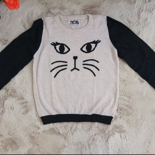Pullover with cat design like new, black and beige, size S