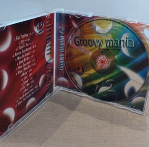 JERONIMO GROOVY MANIA 12 CD ELECTRONIC