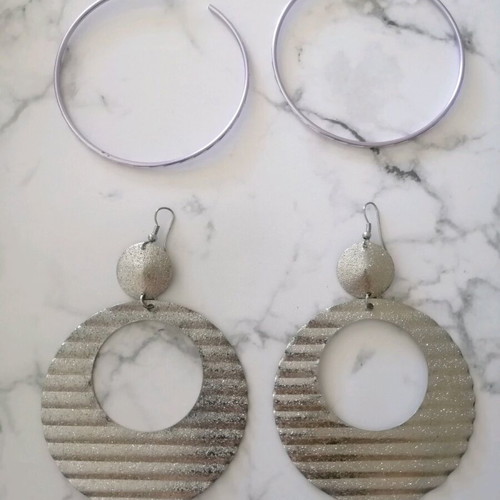 Modern silver earrings very large like new