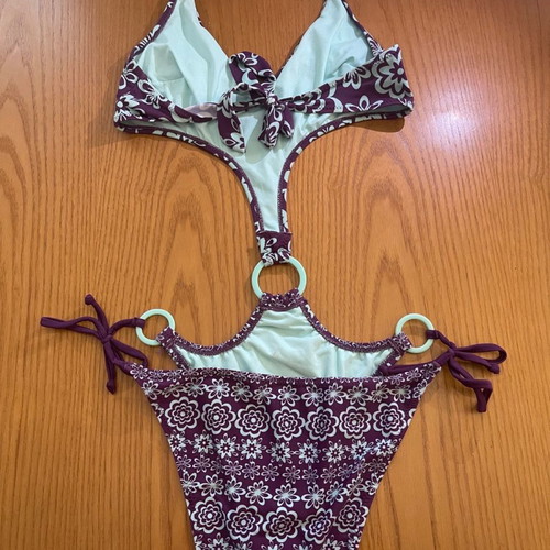 Calzedonia Swimwear, Size III