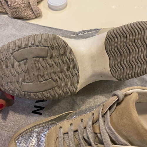 Hogan sneakers used, size 37.5, gray suede with sequins