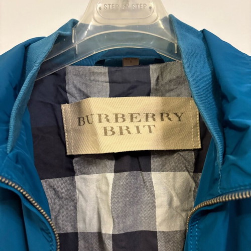 Burberry jacket like new with cover, size L, turquoise