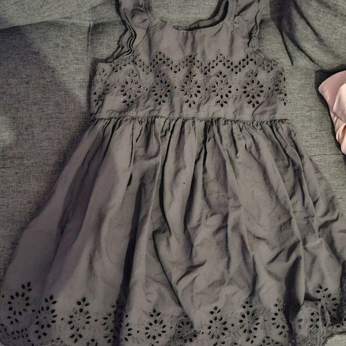 Gap dress size 4 years like new, gray