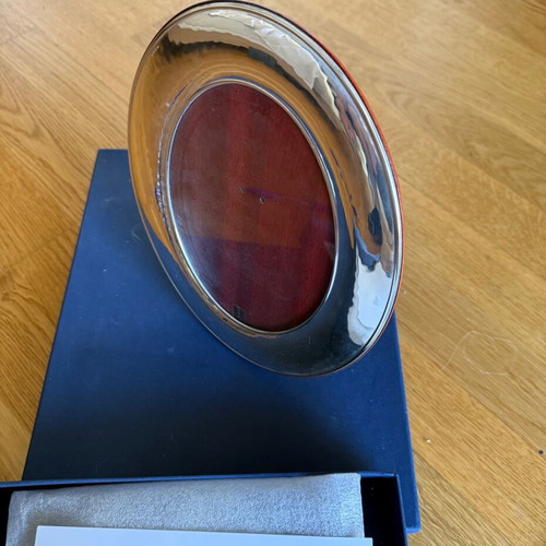 Valentini & Co Oval Silver Frame New in Box with Wood Back