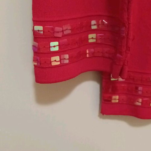 Long sleeve cardigan and short sleeve blouse red with details