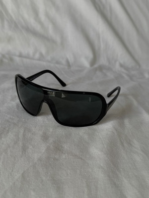 Vogue VO 2268-S W44/6 vintage γυαλιά ηλίου, μικρές επιφανειακές γρατζουνιές στους φακούς