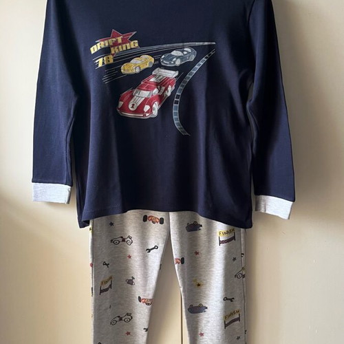 Hashtag 10y pajama used with night mask