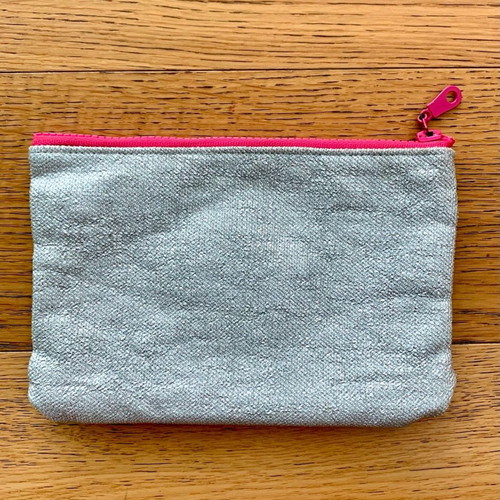 Small Koku Concept Cactus wrist bag used, silver/fuchsia