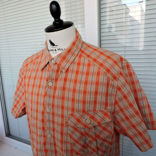 Helly Hansen Mens Short Sleeve Outdoor Shirt XL Orange Beige like new