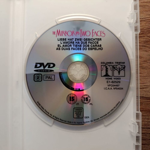 The Mirror Has Two Faces DVD like new with Greek subtitles