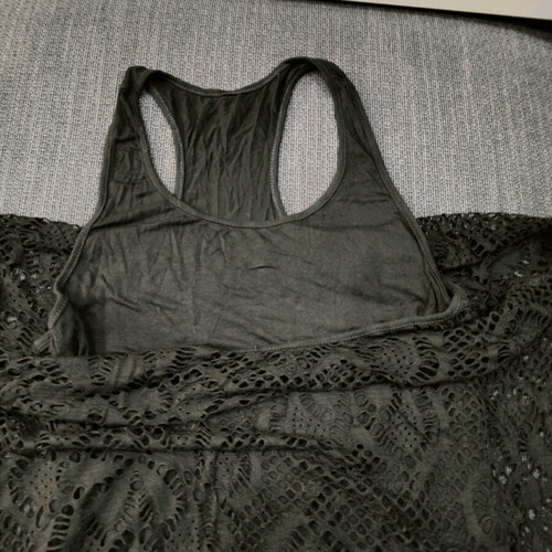 Women's blouse like new, size M, black
