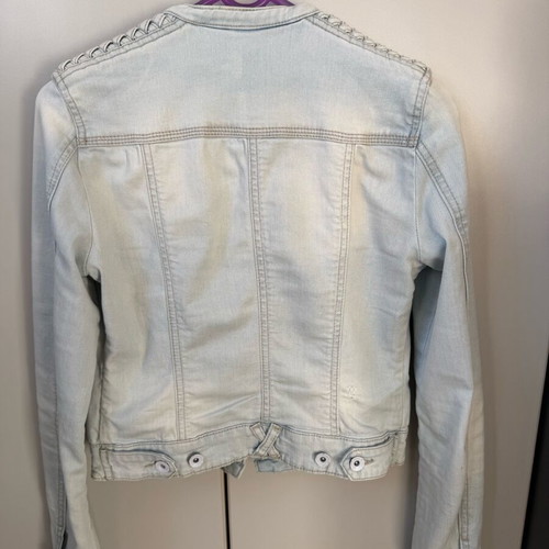 Stradivarius Jean Jacket Cropped like new, faded blue