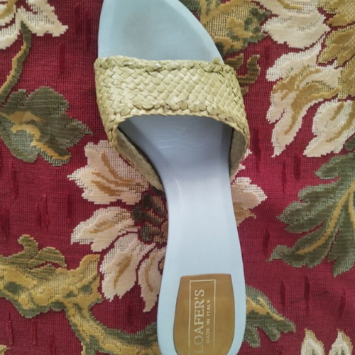 Italian leather sandals like new, woven, size 41, women's