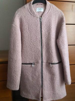 Bershka pink jacket size M, like new without damages