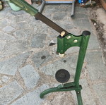 Bottle capper stand like new for standard caps