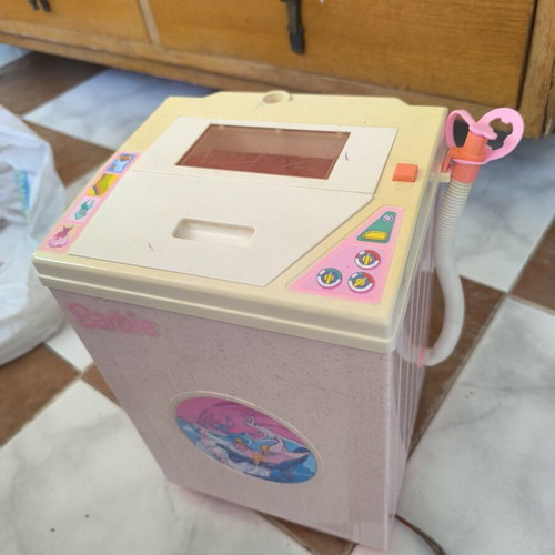 Vintage Barbie Washing Machine like new