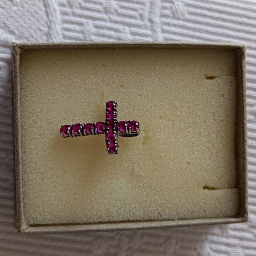 Crosses pack of 3 like new