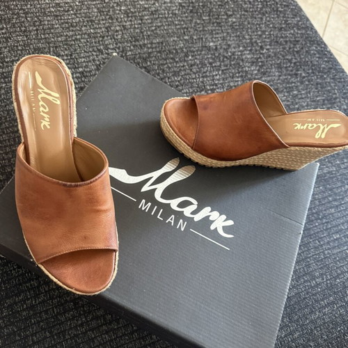 Mark Milan platform leather shoes new, size 37, brown