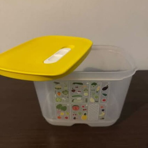 Taperware 1.8L new