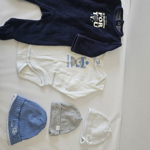 Baby clothing set with velour bodysuit, hats and mittens