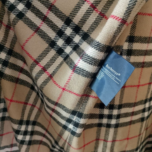 Burberry women's trench coat like new, beige, size M