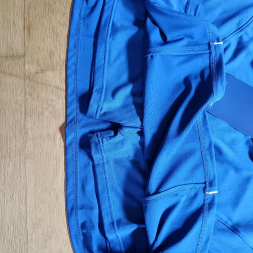 Victor tennis and badminton skirt No 42 blue new with tags