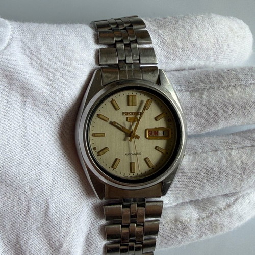 Seiko 5 Automatic watch used, classic vintage model