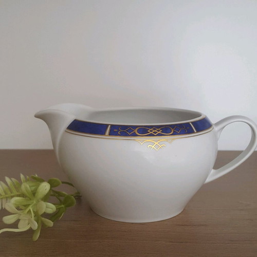 Thun porcelain jug like new, vintage