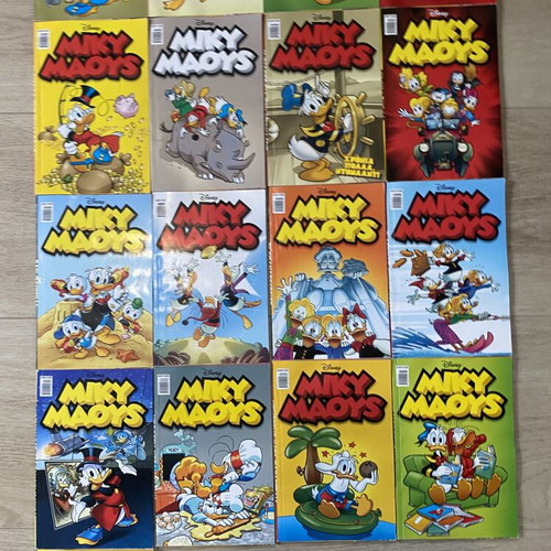Disney comic collection like new, 61 issues including Mickey Mouse and Donald