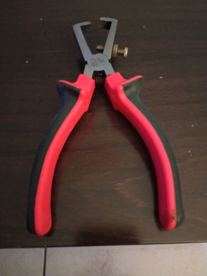 Cable stripper like new