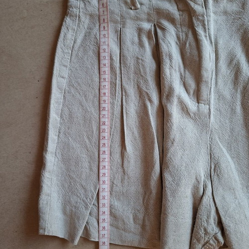 Zara high-waisted linen shorts with belt, used, beige, XS