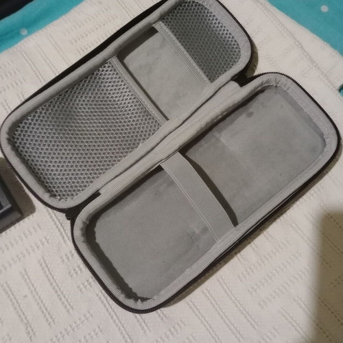 Power bank like new with carrying case and charging cable 22.5