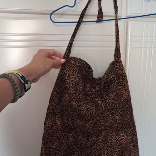 Leopard Print Halter Top like new, brown, size M