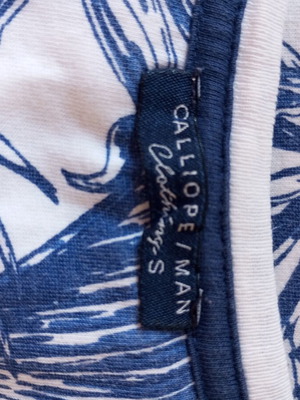 Calliope Man floral print T-shirt, blue and white, size Small