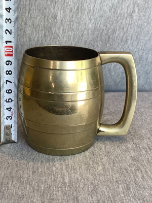 Brass beer mug used, height 10cm, length 13cm