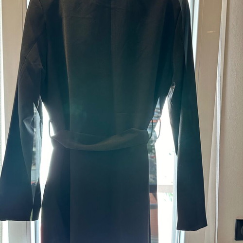 Women's outerwear in excellent condition, small-medium