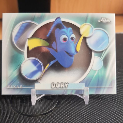 Topps Chrome Disney 2026 Dory Base card