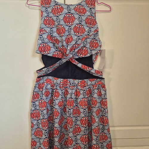 Zara printed dress with cut outs Large new, 100% cotton