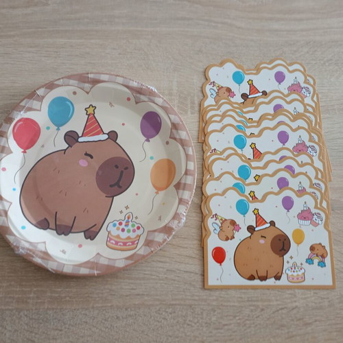 Capybara Party Set with 10 Paper Plates and 12 Invitations new