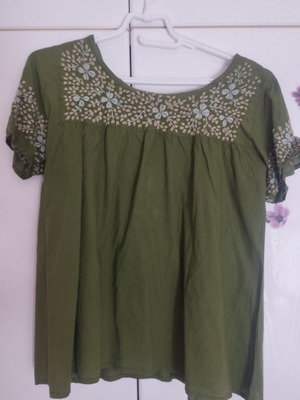 Spanish blouse with embroidery, green, size M