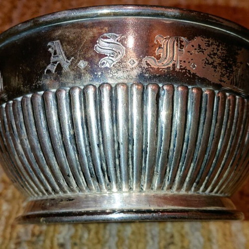 Wilcox Silverplate Co. antique bowl used
