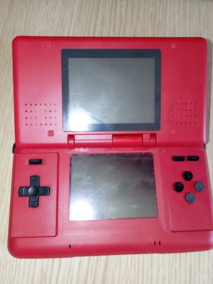 Nintendo DS Phat червена конзола като нова, с нестандартен корпус, с писалка